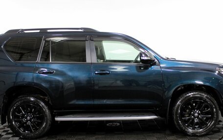 Toyota Land Cruiser Prado 150 рестайлинг 2, 2021 год, 6 500 000 рублей, 5 фотография