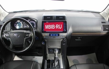 Toyota Land Cruiser Prado 150 рестайлинг 2, 2021 год, 6 500 000 рублей, 14 фотография