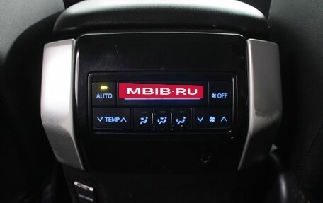 Toyota Land Cruiser Prado 150 рестайлинг 2, 2021 год, 6 500 000 рублей, 17 фотография