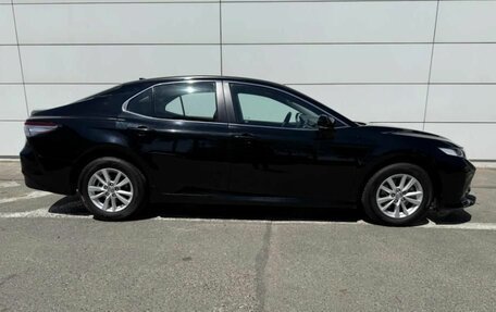 Toyota Camry, 2019 год, 2 370 000 рублей, 4 фотография