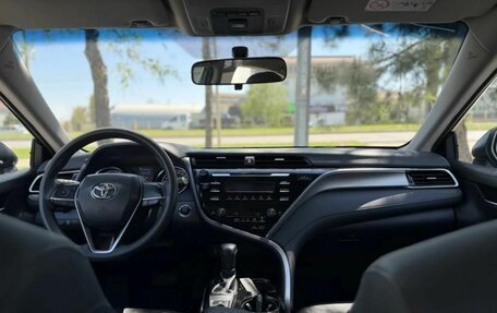 Toyota Camry, 2019 год, 2 370 000 рублей, 13 фотография
