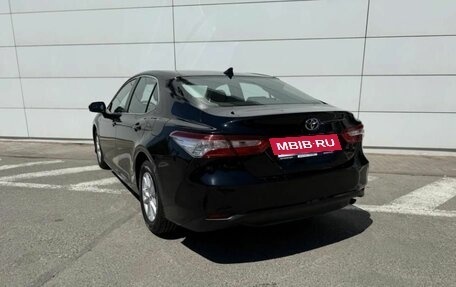 Toyota Camry, 2019 год, 2 370 000 рублей, 8 фотография