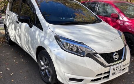 Nissan Note II рестайлинг, 2018 год, 1 050 000 рублей, 2 фотография