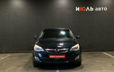 Opel Astra J, 2012 год, 790 000 рублей, 2 фотография