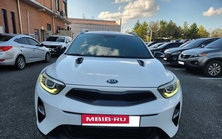KIA Stonic, 2020 год, 1 345 000 рублей, 2 фотография