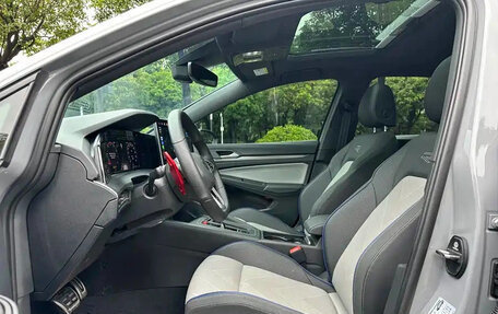 Volkswagen Golf VIII, 2025 год, 2 413 000 рублей, 8 фотография