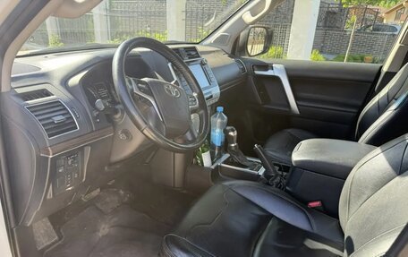 Toyota Land Cruiser Prado 150 рестайлинг 2, 2019 год, 5 900 000 рублей, 5 фотография
