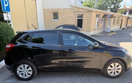 KIA Rio III рестайлинг, 2013 год, 980 000 рублей, 3 фотография