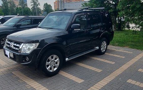 Mitsubishi Pajero IV, 2013 год, 2 100 000 рублей, 2 фотография