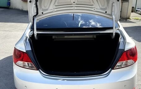 Hyundai Solaris II рестайлинг, 2012 год, 730 000 рублей, 18 фотография