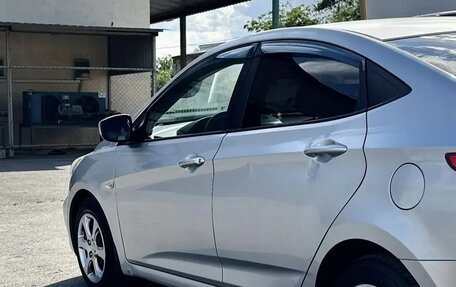 Hyundai Solaris II рестайлинг, 2012 год, 730 000 рублей, 16 фотография