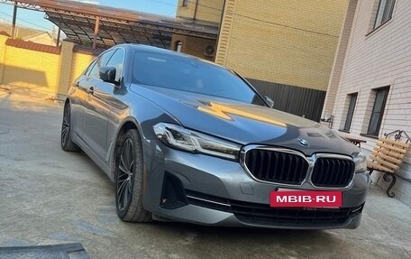 BMW 5 серия, 2020 год, 3 550 000 рублей, 3 фотография