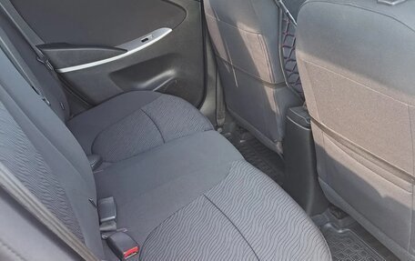 Hyundai Solaris II рестайлинг, 2012 год, 950 000 рублей, 4 фотография