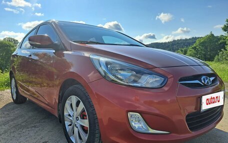 Hyundai Solaris II рестайлинг, 2012 год, 950 000 рублей, 7 фотография