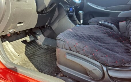 Hyundai Solaris II рестайлинг, 2012 год, 950 000 рублей, 11 фотография
