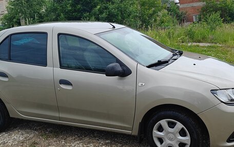 Renault Logan II, 2014 год, 550 000 рублей, 8 фотография