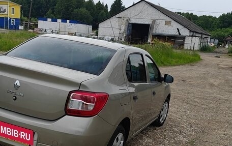 Renault Logan II, 2014 год, 550 000 рублей, 2 фотография