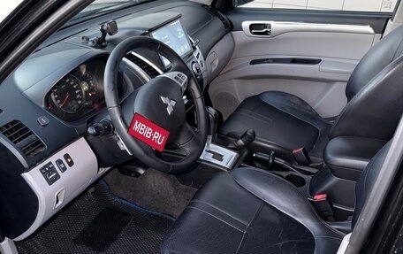 Mitsubishi Pajero Sport II рестайлинг, 2013 год, 1 530 000 рублей, 12 фотография