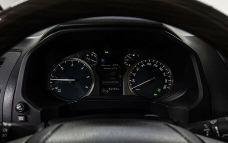 Toyota Land Cruiser Prado 150 рестайлинг 2, 2017 год, 5 990 000 рублей, 26 фотография
