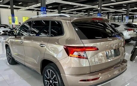 Skoda Karoq I, 2023 год, 2 112 000 рублей, 6 фотография