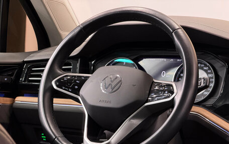 Volkswagen Touareg III, 2021 год, 6 300 000 рублей, 8 фотография