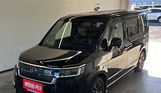 Honda Stepwgn, 2022 год, 2 100 000 рублей, 2 фотография
