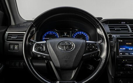 Toyota Camry, 2015 год, 2 499 000 рублей, 19 фотография