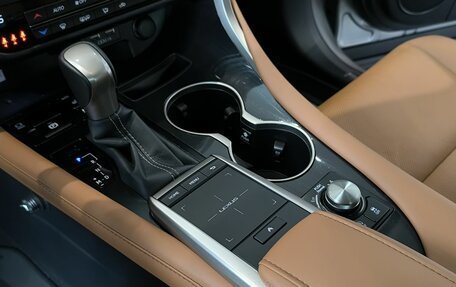 Lexus RX IV рестайлинг, 2021 год, 5 530 000 рублей, 19 фотография