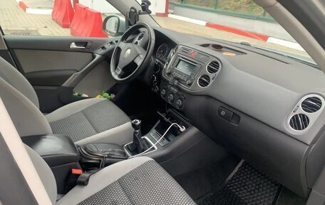 Volkswagen Tiguan I, 2009 год, 850 000 рублей, 4 фотография