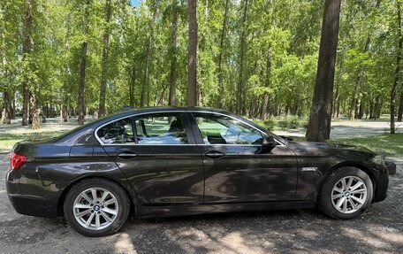 BMW 5 серия, 2014 год, 2 100 000 рублей, 8 фотография