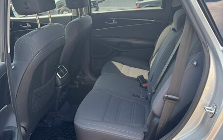 KIA Sorento III Prime рестайлинг, 2018 год, 1 700 000 рублей, 5 фотография