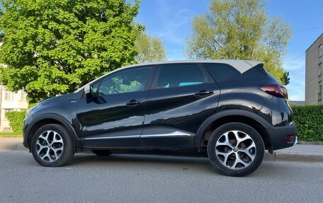 Renault Kaptur I рестайлинг, 2018 год, 1 650 000 рублей, 2 фотография