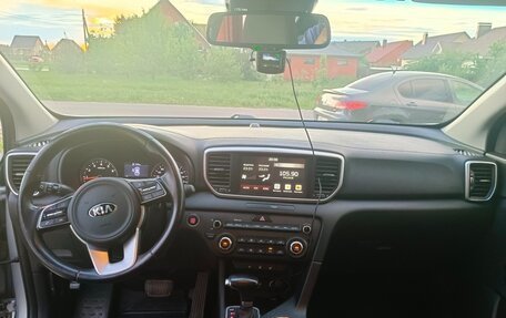 KIA Sportage IV рестайлинг, 2020 год, 2 430 000 рублей, 13 фотография