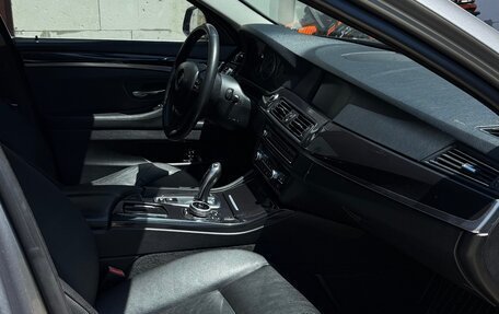 BMW 5 серия, 2010 год, 1 390 000 рублей, 9 фотография