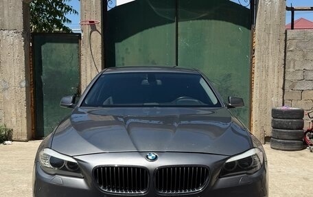 BMW 5 серия, 2010 год, 1 390 000 рублей, 2 фотография