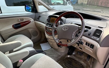 Toyota Estima III рестайлинг -2, 2004 год, 770 000 рублей, 13 фотография