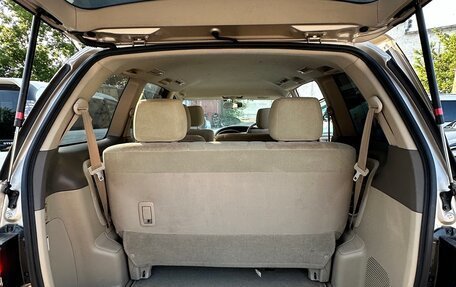 Toyota Estima III рестайлинг -2, 2004 год, 770 000 рублей, 17 фотография