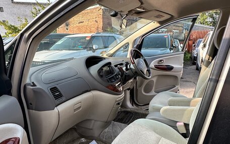 Toyota Estima III рестайлинг -2, 2004 год, 770 000 рублей, 20 фотография