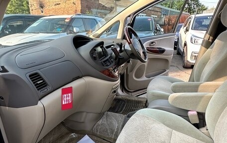 Toyota Estima III рестайлинг -2, 2004 год, 770 000 рублей, 21 фотография