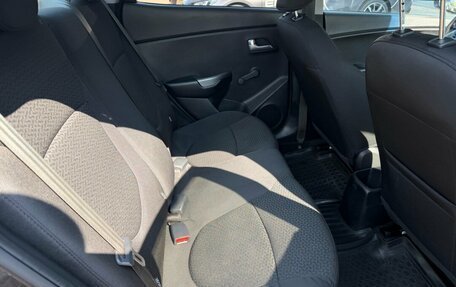 KIA Rio III рестайлинг, 2016 год, 880 000 рублей, 13 фотография