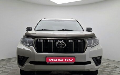 Toyota Land Cruiser Prado 150 рестайлинг 2, 2020 год, 5 450 000 рублей, 2 фотография
