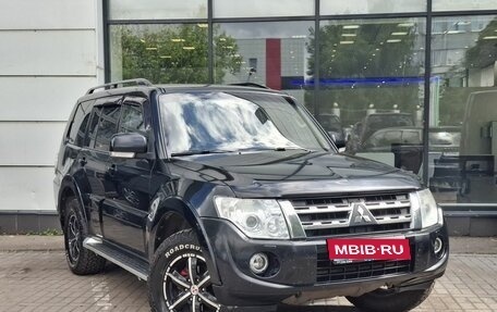 Mitsubishi Pajero IV, 2011 год, 1 915 000 рублей, 3 фотография