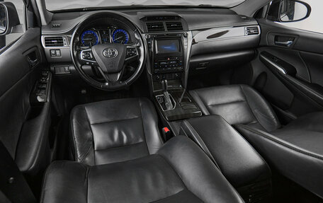 Toyota Camry, 2016 год, 1 620 000 рублей, 8 фотография