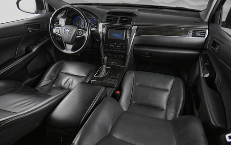 Toyota Camry, 2016 год, 1 620 000 рублей, 10 фотография
