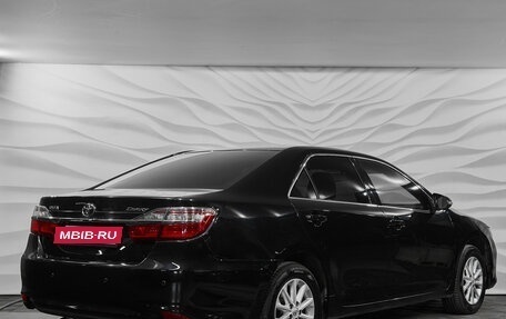 Toyota Camry, 2016 год, 1 620 000 рублей, 4 фотография