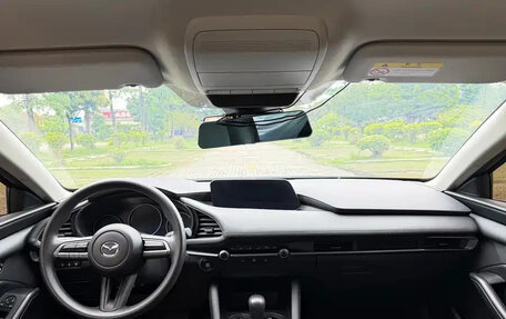 Mazda 3, 2022 год, 1 593 000 рублей, 15 фотография