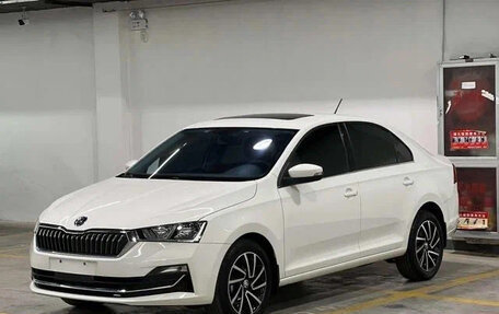 Skoda Rapid II, 2022 год, 1 040 000 рублей, 3 фотография