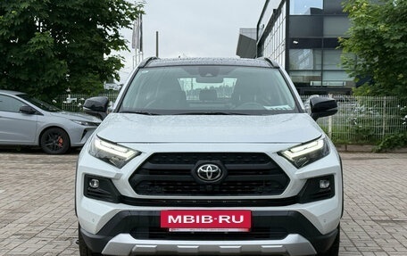 Toyota RAV4, 2024 год, 3 899 000 рублей, 2 фотография