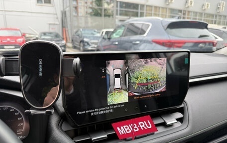 Toyota RAV4, 2024 год, 3 899 000 рублей, 11 фотография