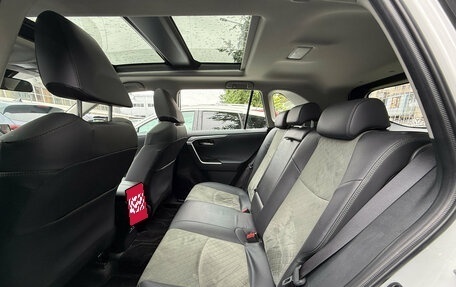 Toyota RAV4, 2024 год, 3 899 000 рублей, 16 фотография